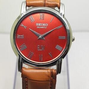 Vintage Style Seiko Quartz Mens Silver Watch & Red accents W/ Leather Strap